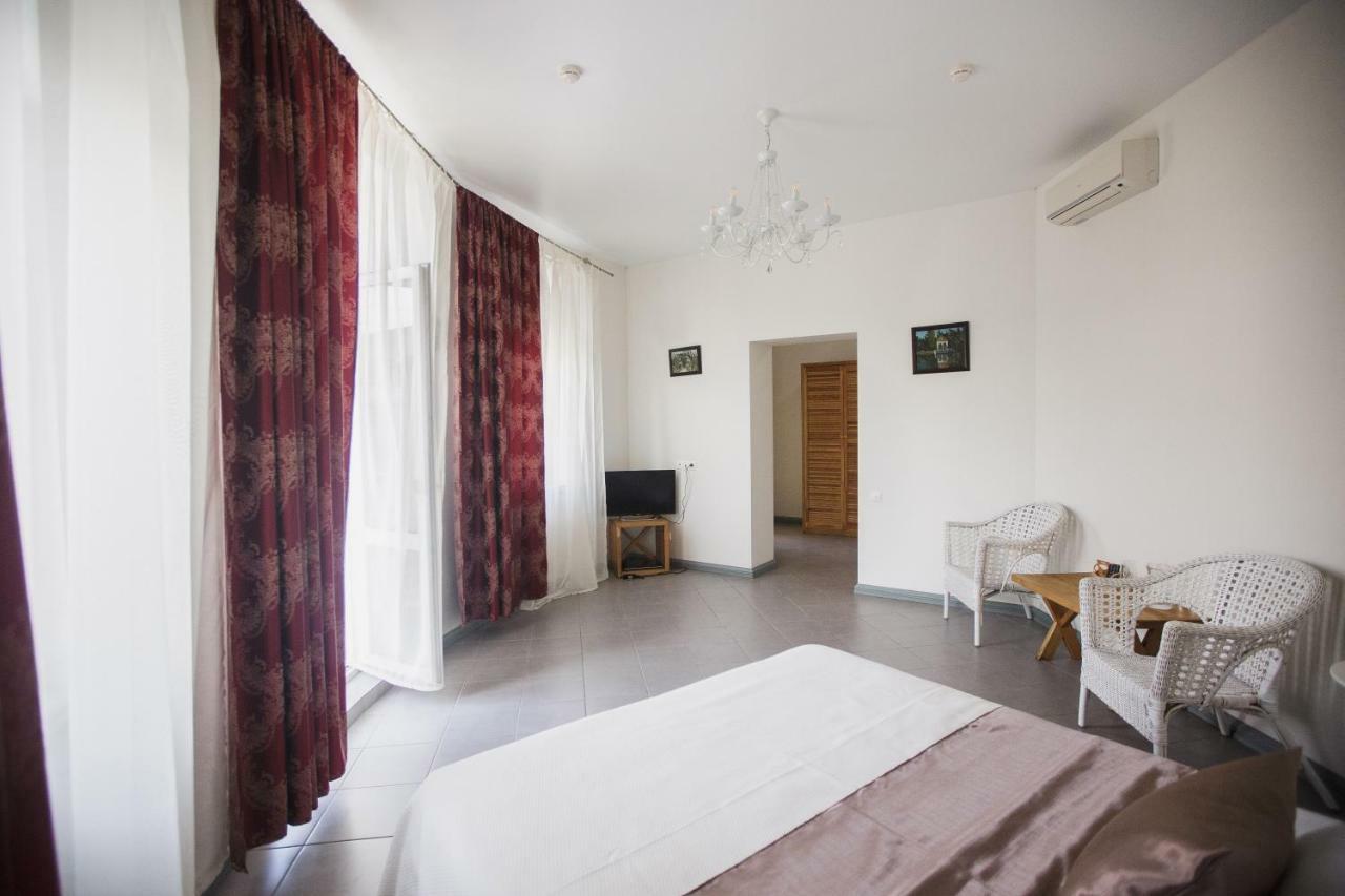 Heliopark Gora Bagrata Hotel Suhumi Exterior foto